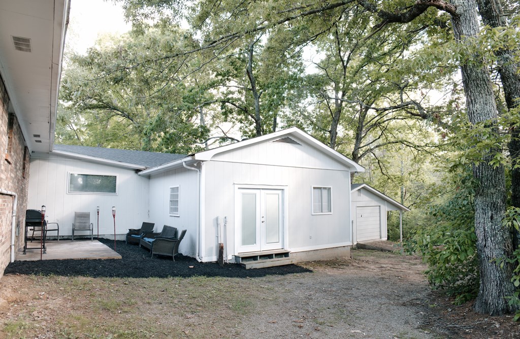 435 Goss Road