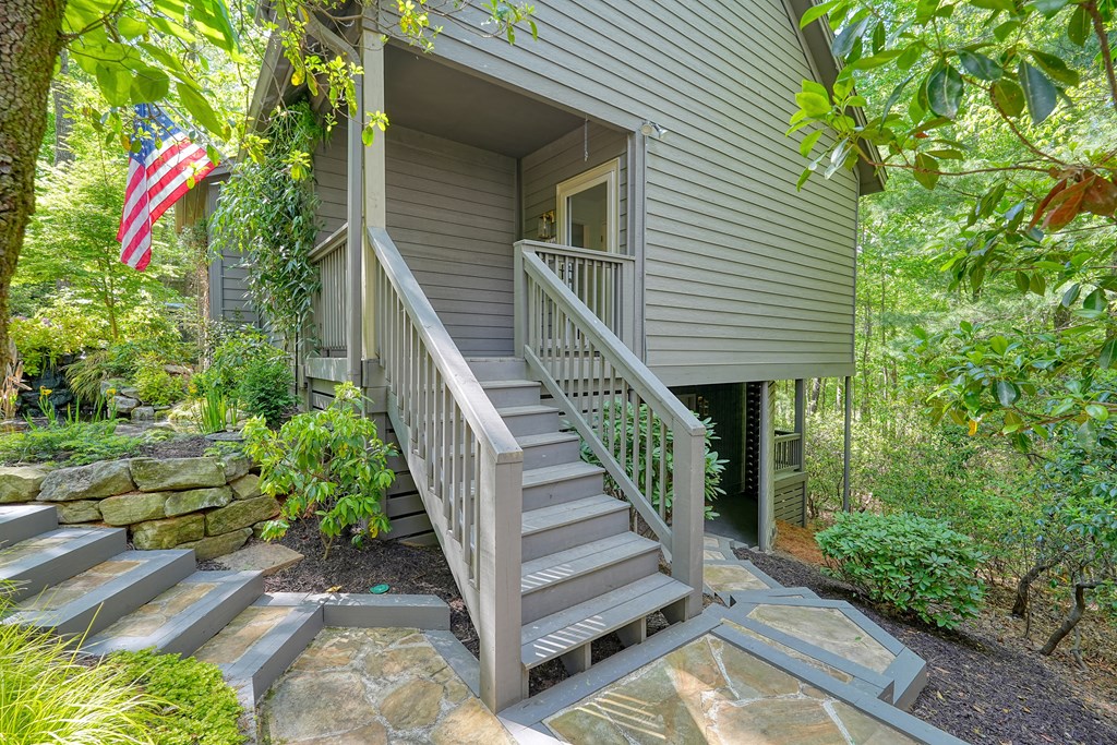 230 Chestnut Rise Trail