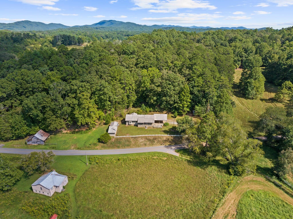 15 Gustason Drive