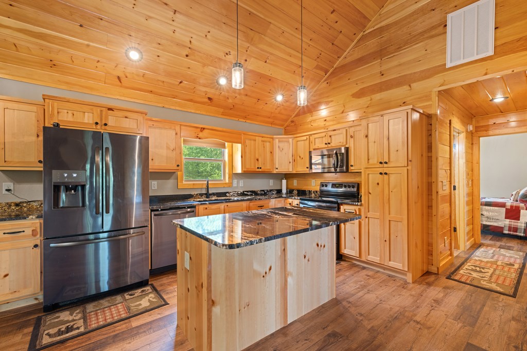 40 Field Stone Trail