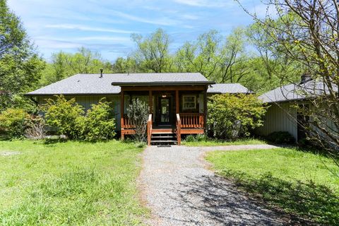 A home in Hayesville