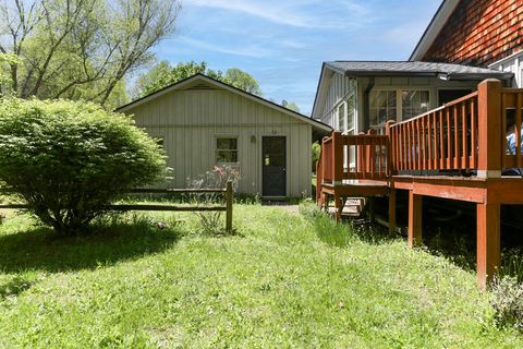 A home in Hayesville