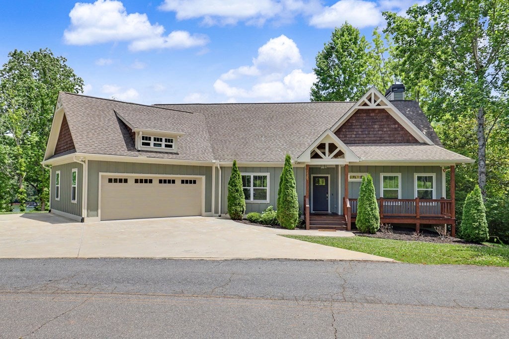 1220 Dogwood Trail