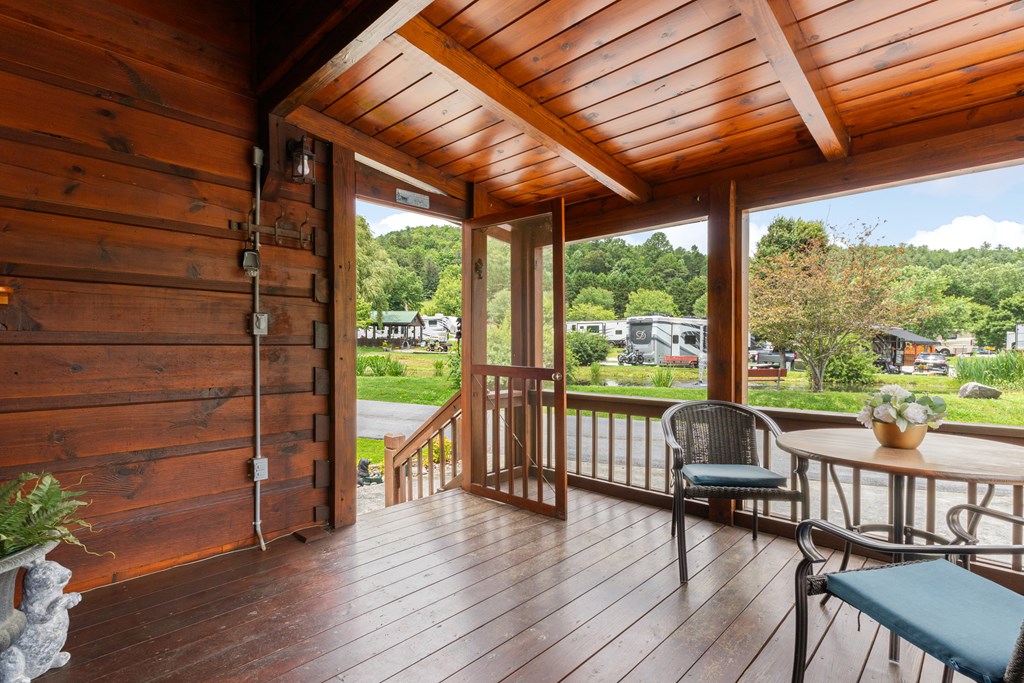 106 River Vista Drive