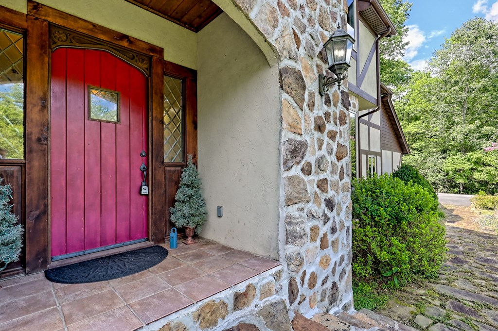 251 Quail Cove Lane