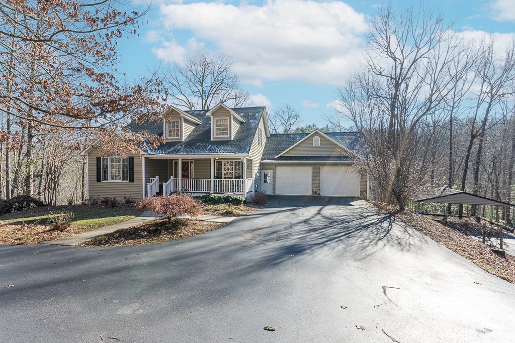 425 Tarheel Drive W
