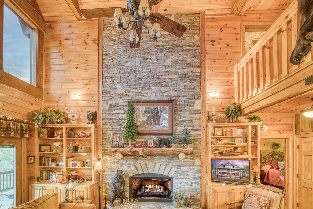 671 Stover Knob Trail