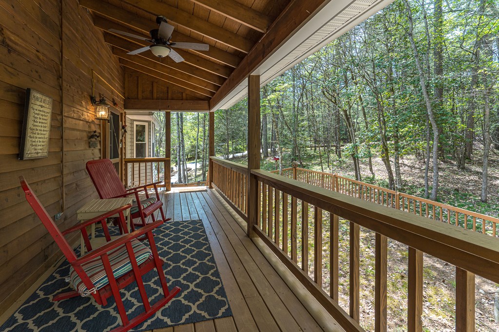 292 Holly Cove Circle