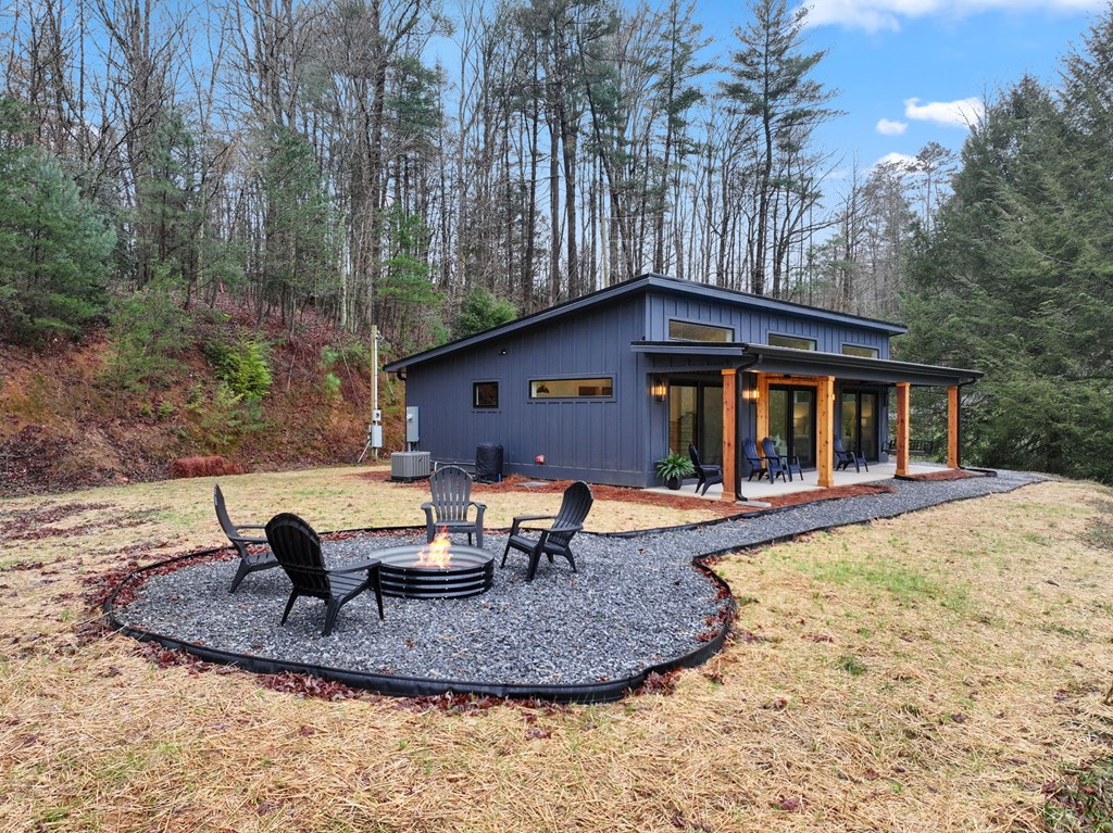 88 Dale Valley Circle