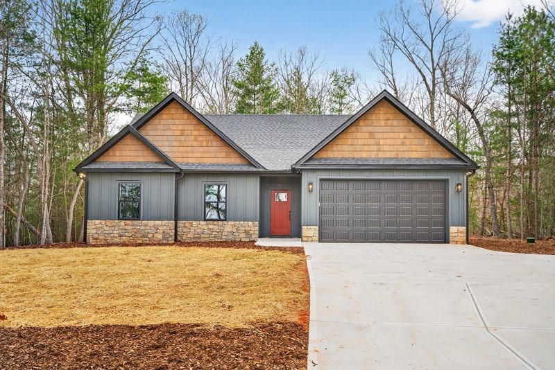 472 Walnut Ridge Lane