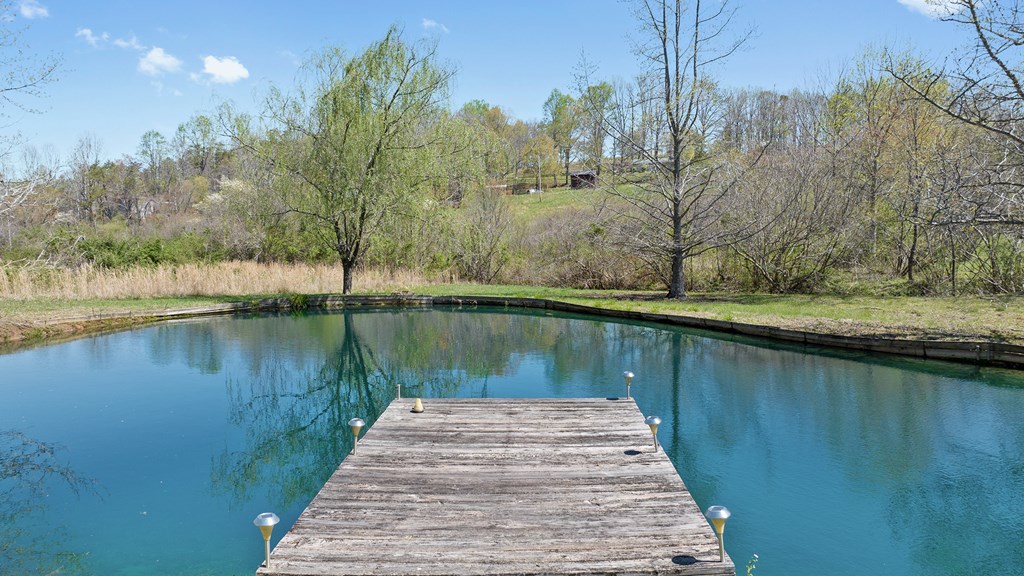 6360 Springwood Trail