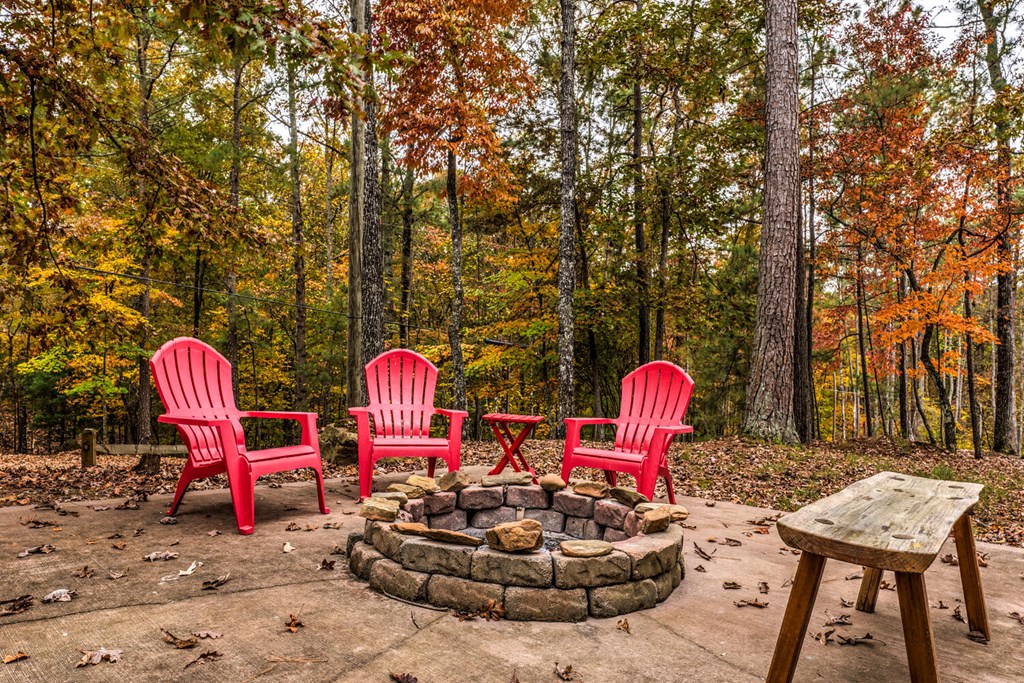 403 Gunite Circle