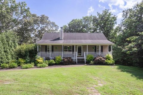 83 Quiet Water Court Jasper GA 30143