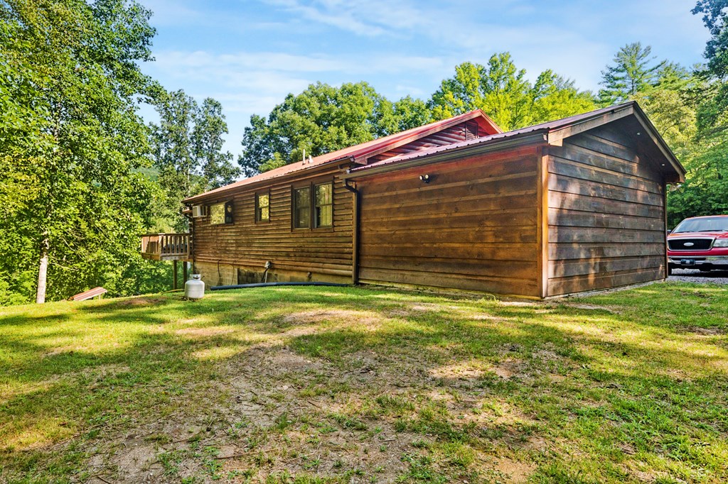711 Arp Road