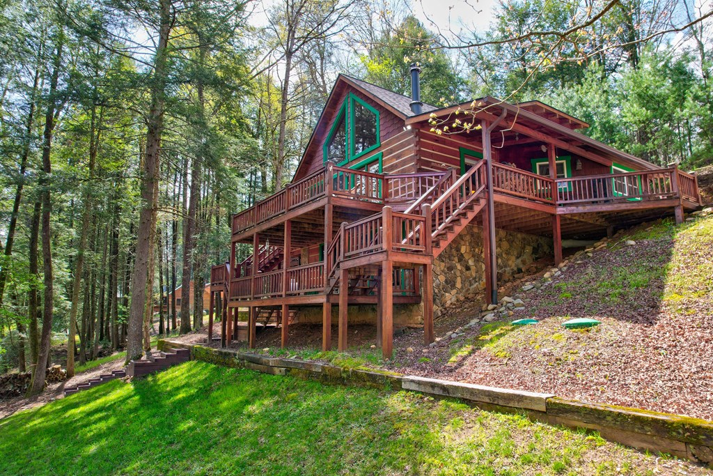 33 Spruce Drive