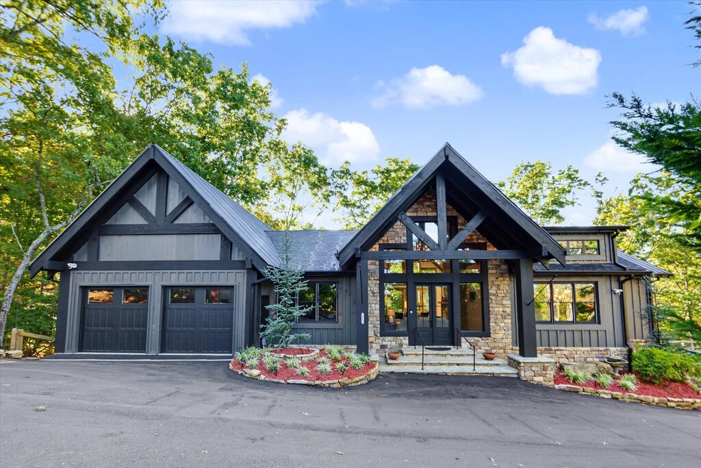 361 Bluebird Lane