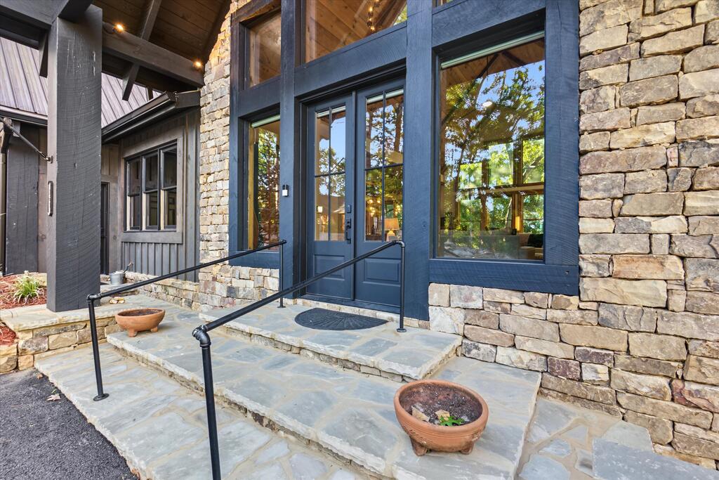 361 Bluebird Lane