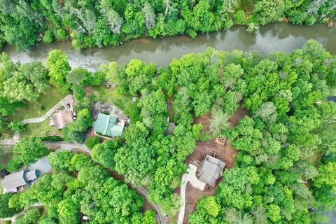 A home in Ellijay