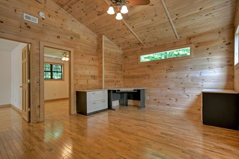 A home in Blue Ridge