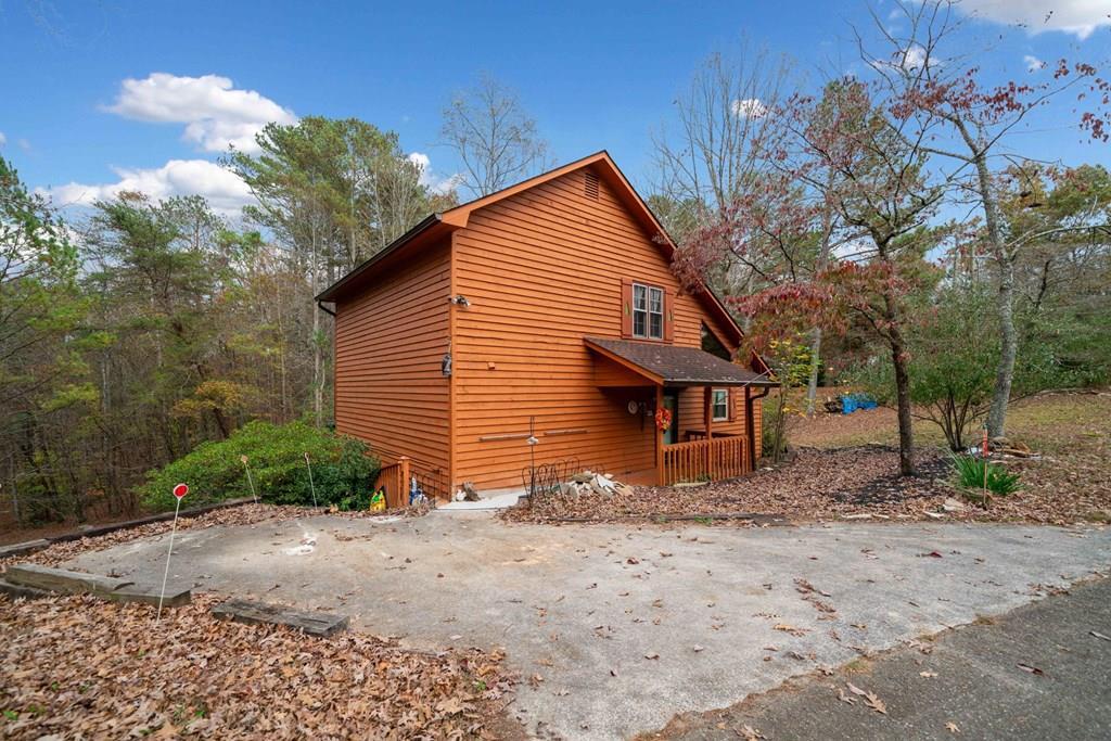 6 Eagle Mountain Villa