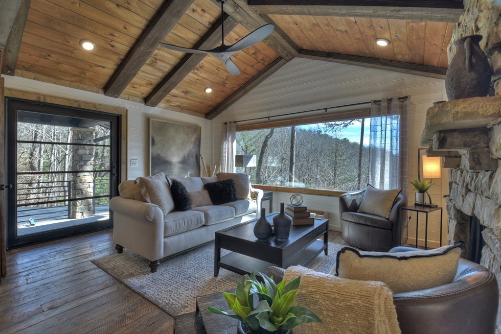 283 Cherokee Circle