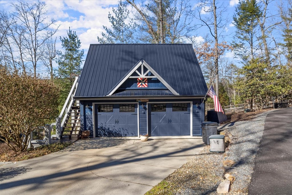 766 Fleenor Road