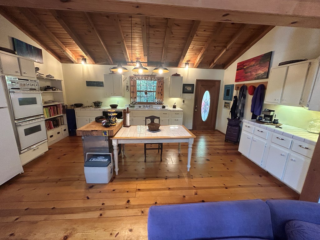 445 Twin Creeks Road