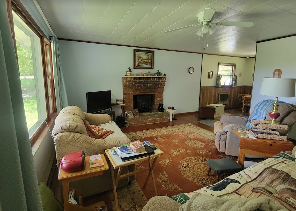 876 Stewart Cove Road