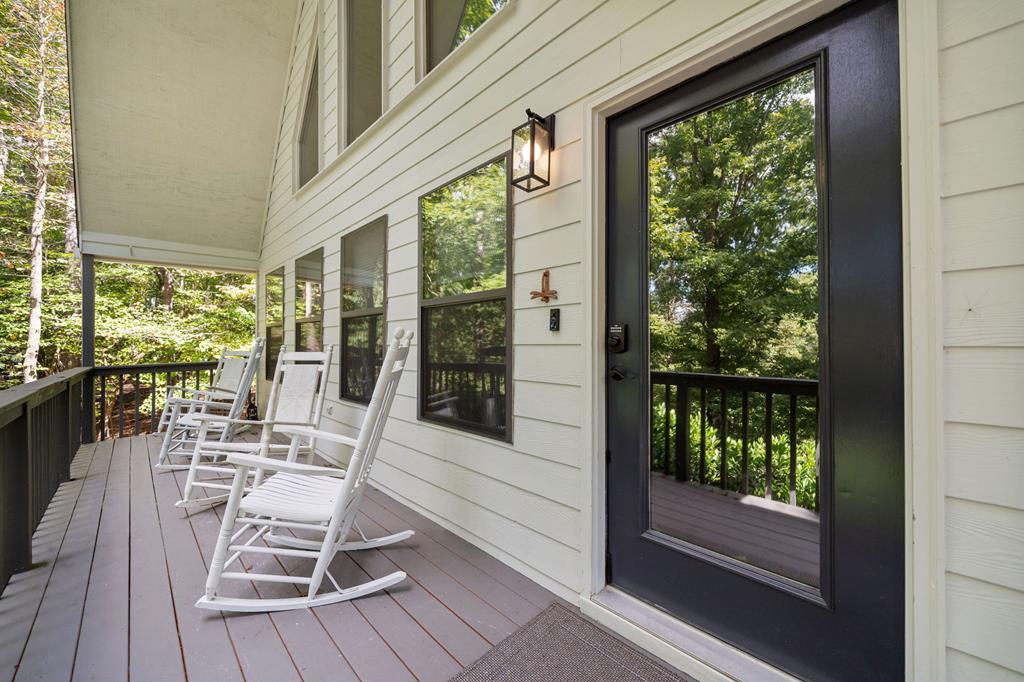 295 Vista Chalet Drive