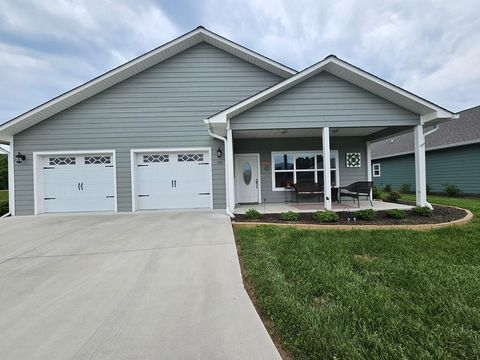 A home in Hayesville