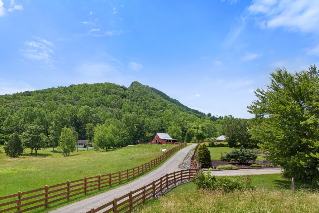 1451 Eagle Mountain Road