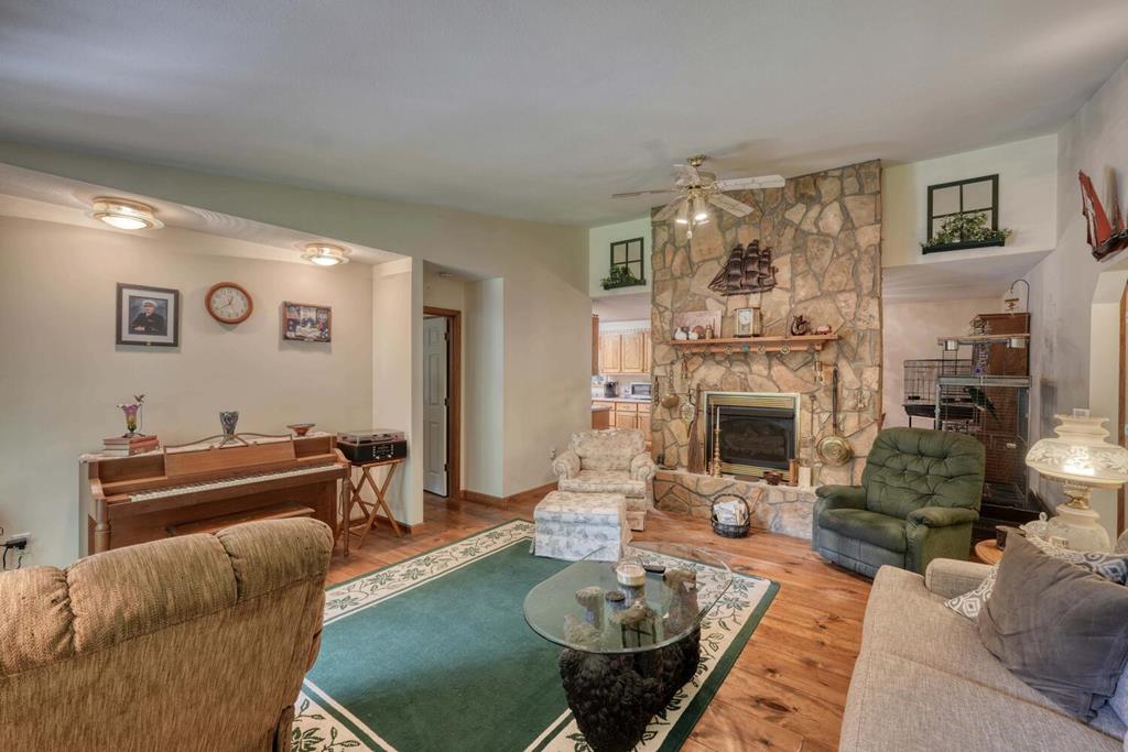 1631 Woods Valley Road