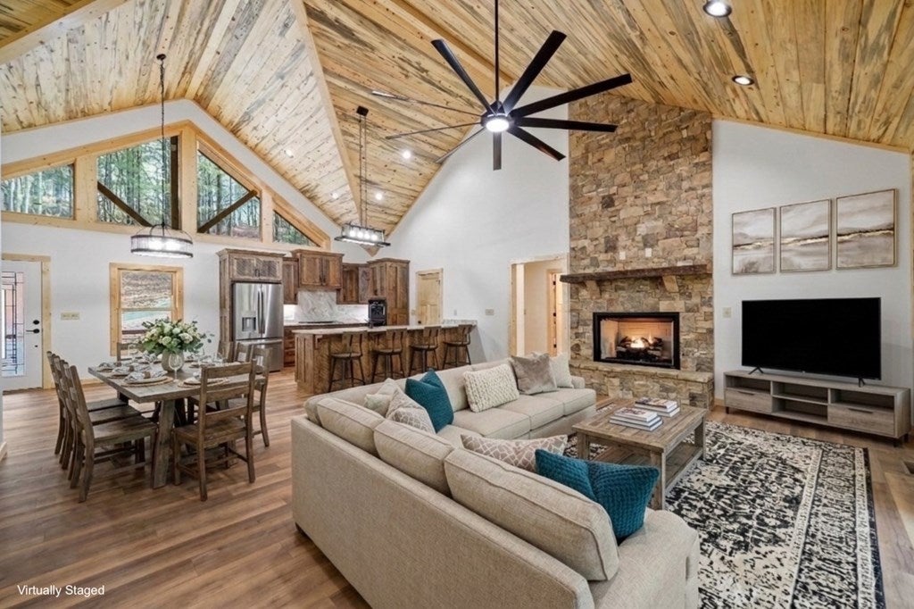 641 Bryant Farm Lane