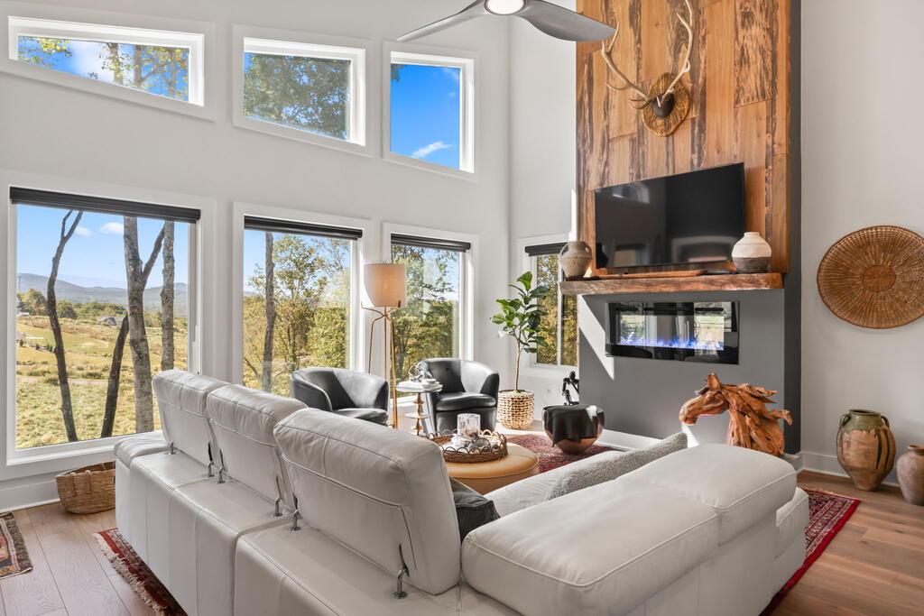 160 Big Valley Drive