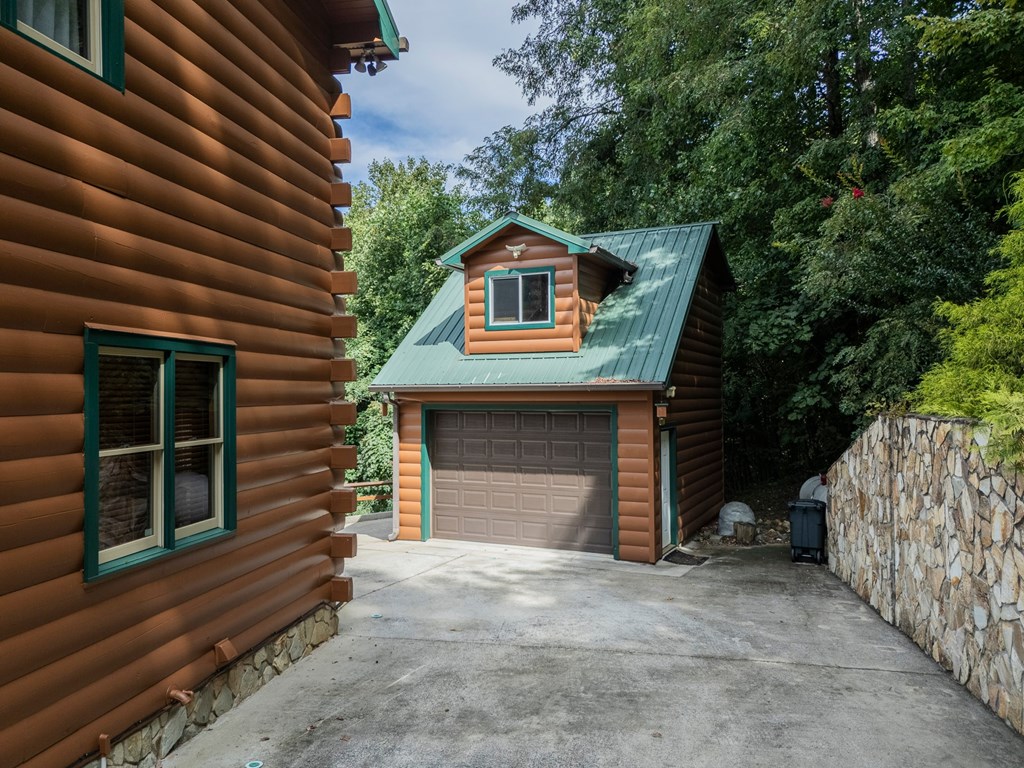 71 S Hidden Valley Drive