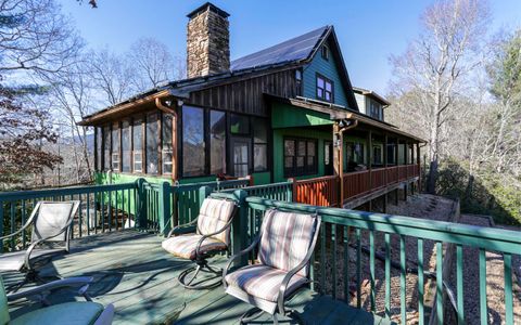 A home in Hiawassee