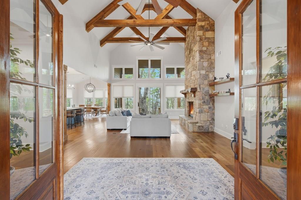 83 Summit Drive W