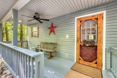 A home in Hiawassee