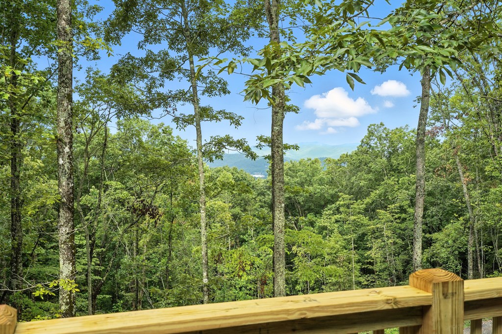 2373 Rainbow Ridge Road