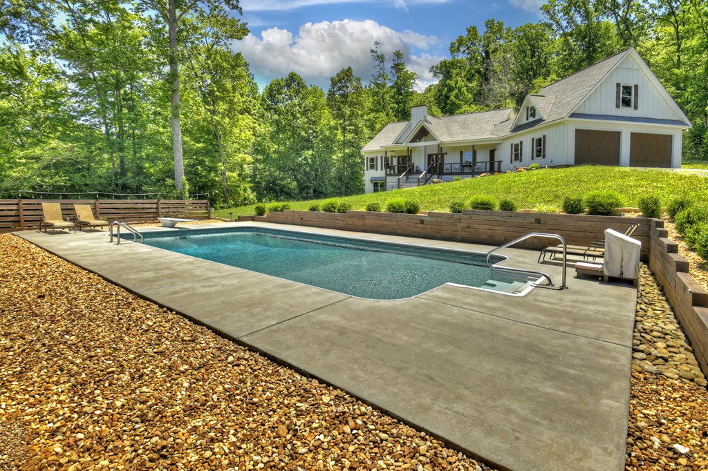 3181 Sugar Creek Road