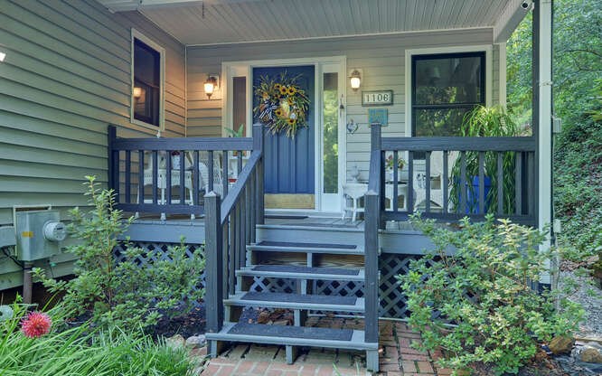 1106 Robin Ridge Lane