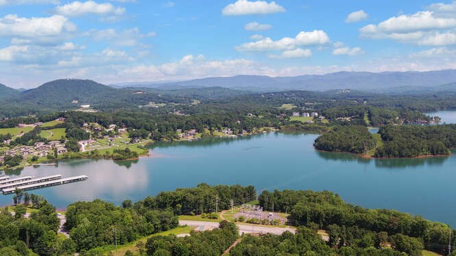 1106 Robin Ridge Lane