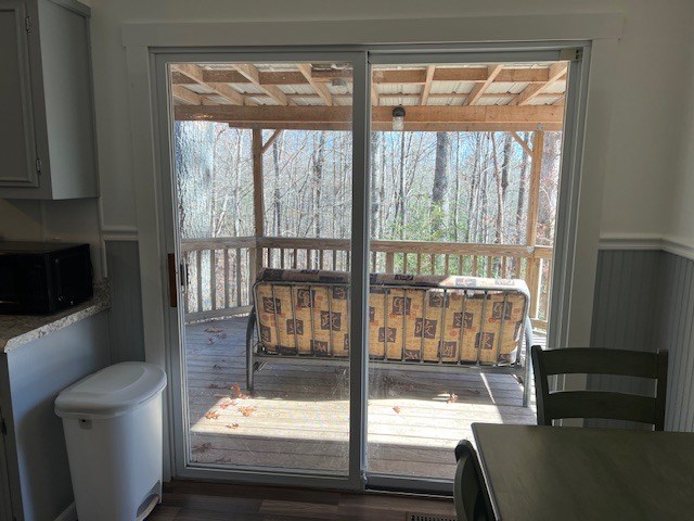 685 Davis Road