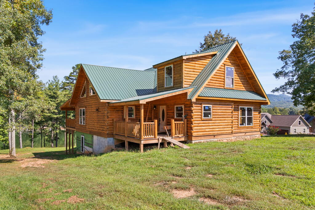 93 Valley View Court