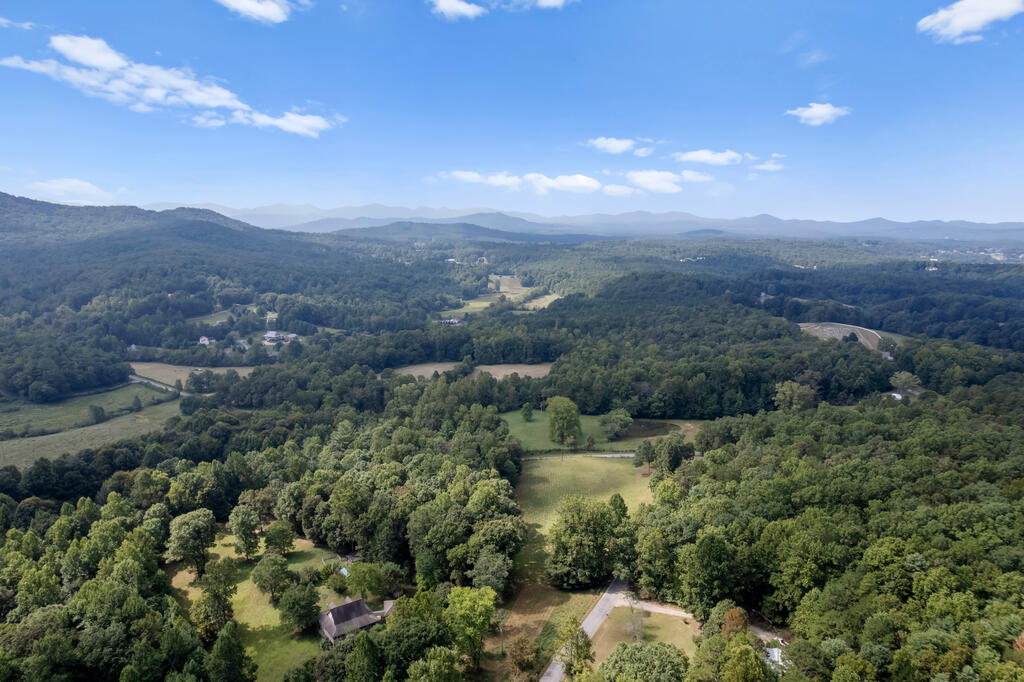 00 Ivylog Gap Rd
