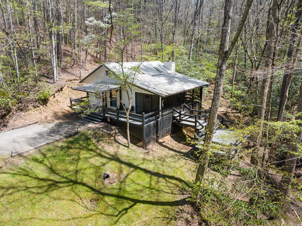 487 Walkabout Creek Road