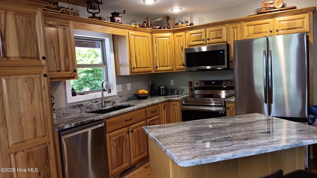 175 Pin Oak Ridge