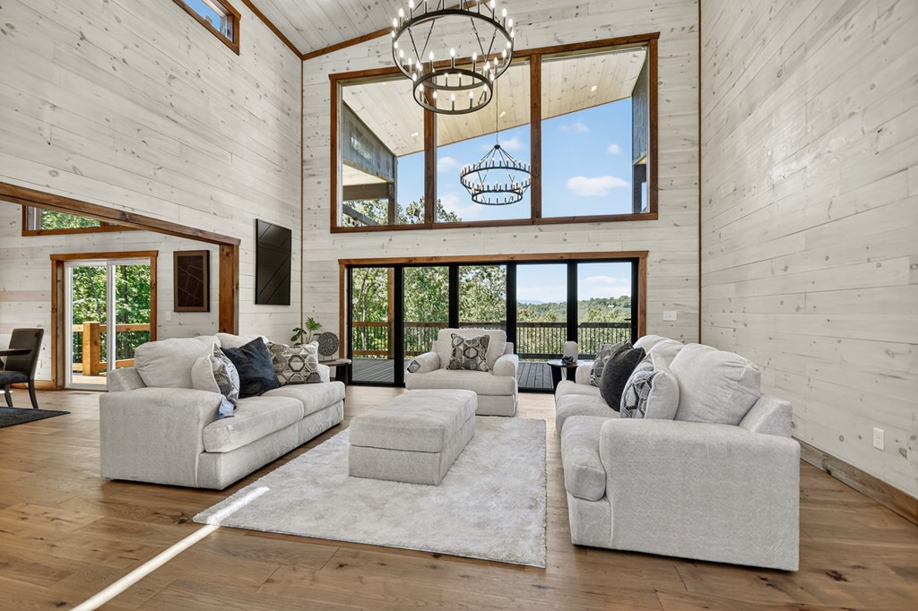 356 Mountain Ridge Drive