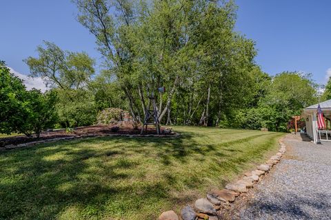 A home in Hayesville