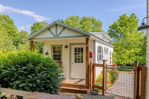 A home in Hayesville